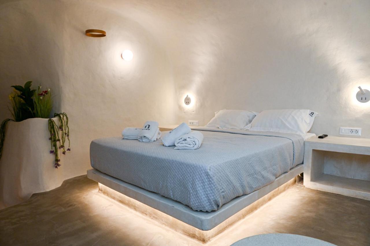 Naos Suites Vóthon Exteriör bild