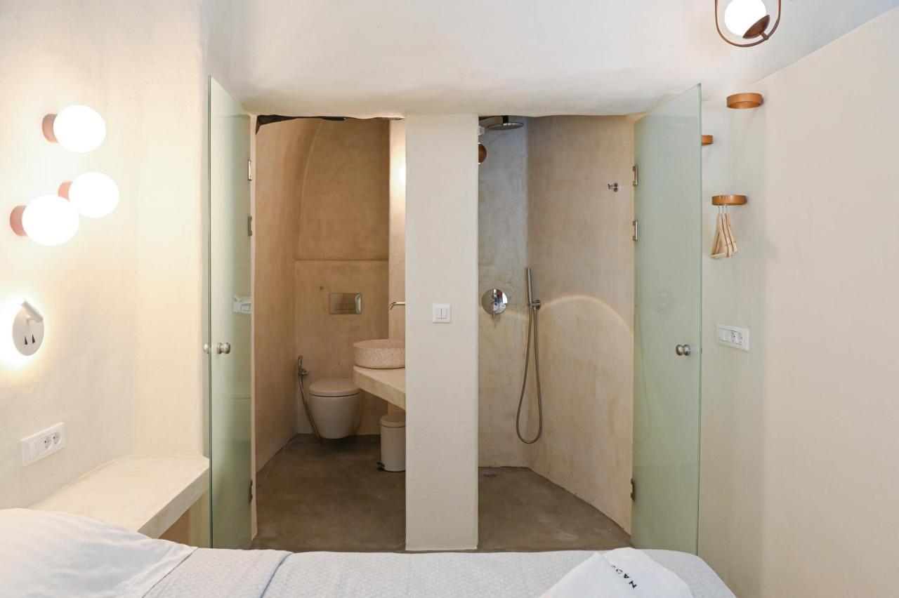 Naos Suites Vóthon Exteriör bild